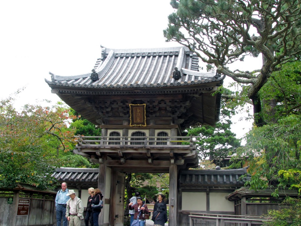 2013 09 12 SF Garden Gate Park Japanese Tea Garden Entrance (2)