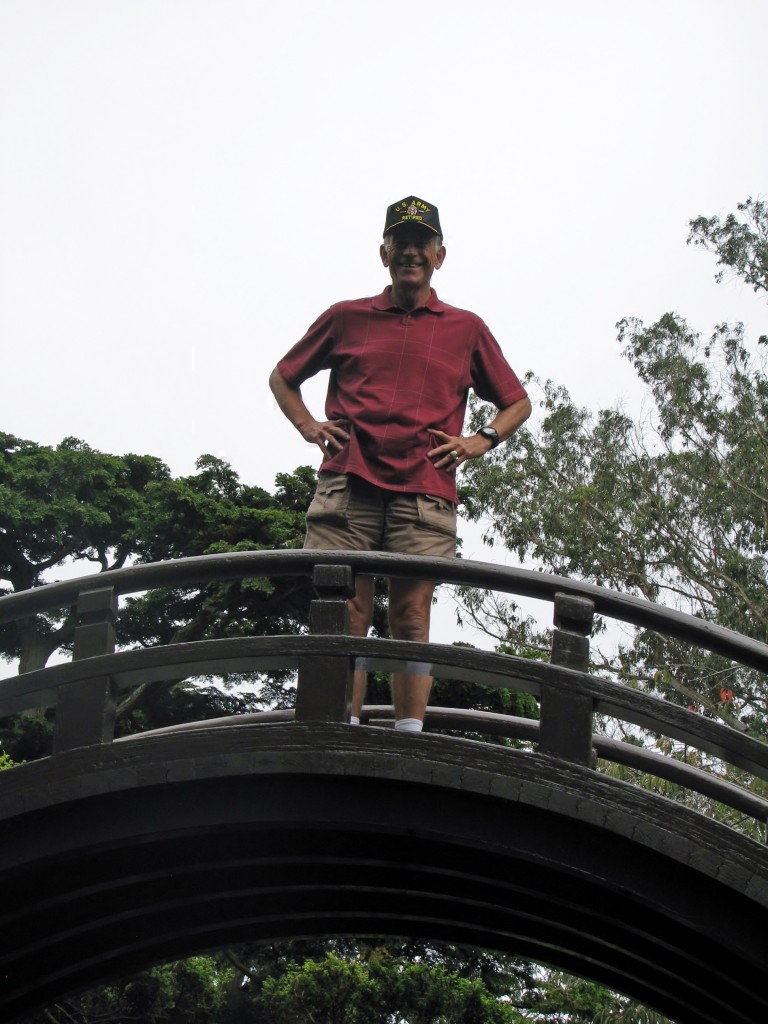 2013 09 12 SF Garden Gate Park Japanese Tea Garden high-arching Drum (Moon) Bridge (1)