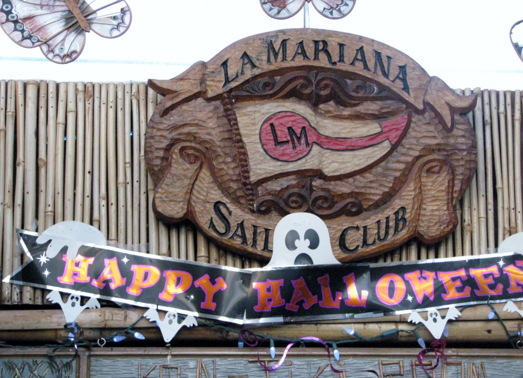2013 10 29 Hawaii LaMariana Restaurant & Bar Sign