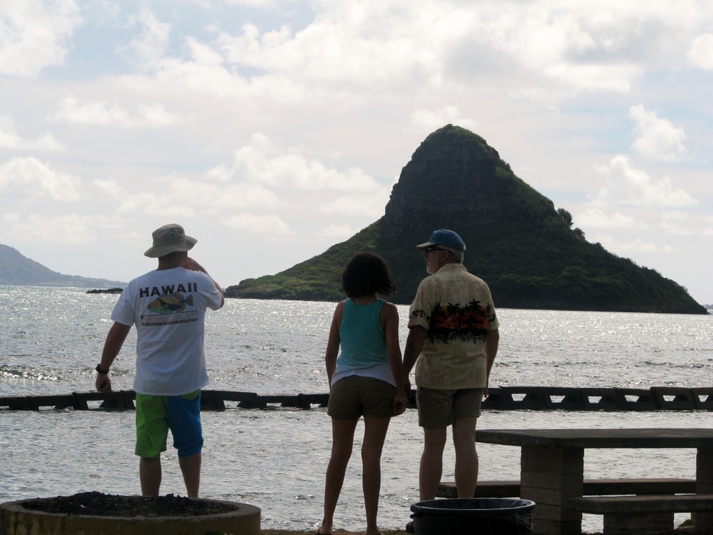 2013 10 29 Hawaii Kualoa Regional Park Jamie Carmen Fred