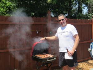 2014 07 04 4th Pool Party Lunch Food Steve cooking