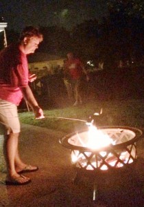 2014 07 04 Fire Pit Marshmellows Phyllis (1)