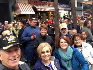 2015 11 26 New York Macy's Thanksgiving Day Parade Steve Dee Holan Lupe Phyllis Fred