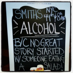 2015 11 27 New York Smith's Bar Restaurant Sign (4)