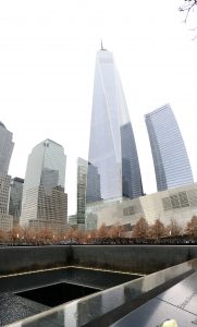 2015-11-28-new-york-9-11-memorial-waterfalls-and-reflecting-pools