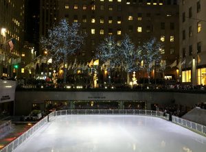 2015-12-11-new-york-rockerfeller-center-skating-rink-3