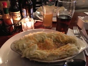 2015 11 26 New York Dinner Playwright Act III Irish Pub Tavern Shepherd's pie
